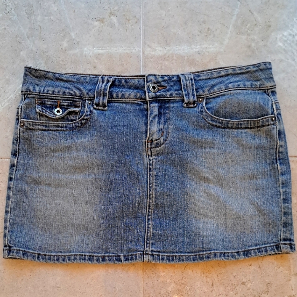 NWOT Guess Blue Denim Skirt